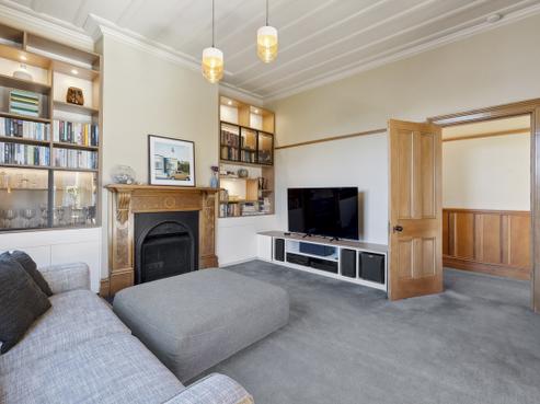 31 Kilgour Street, Roslyn
