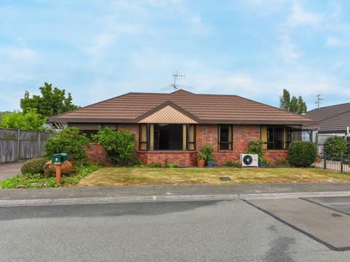 5 Evergreen Way, Stoke