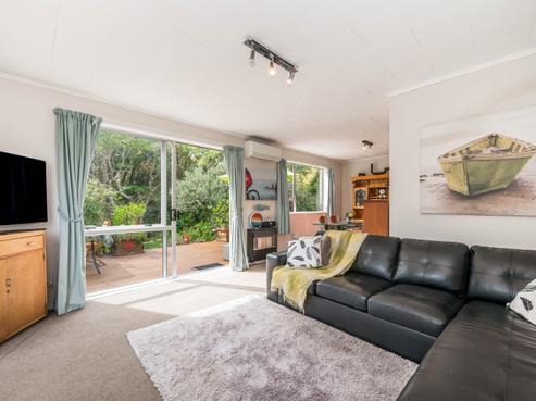 42 Ruapehu Street, Paraparaumu