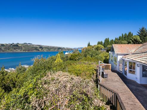 32 Adderley Terrace, Ravensbourne
