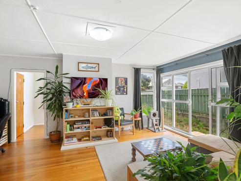 65 Te Pene Avenue, Titahi Bay