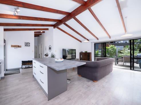 86 School Road, Paihia