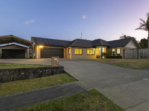 4 Lough Bourne Drive, Pukekohe