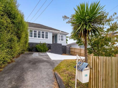 98 Moa Road, Point Chevalier