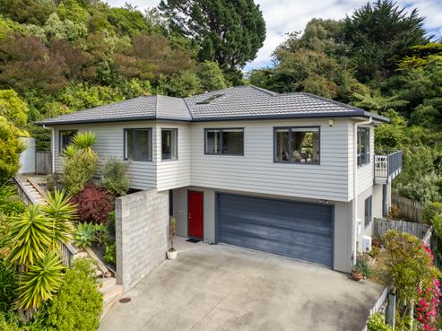111 Churton Drive, Churton Park