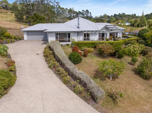 14 Mudgeways Road, Massey