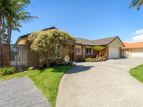 25 Bucklands Crescent, Papamoa