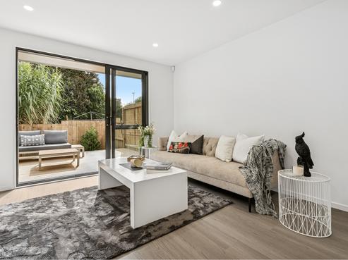 14 Freyberg Place, Howick