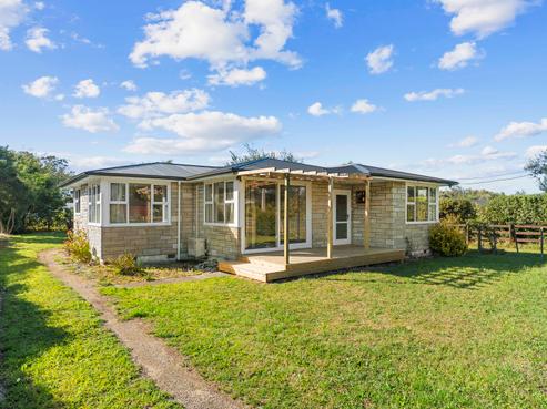 7 Donald Street, Featherston