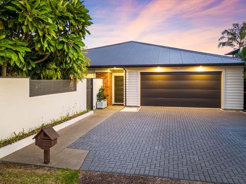 5 Taitua Drive, Te Atatu South