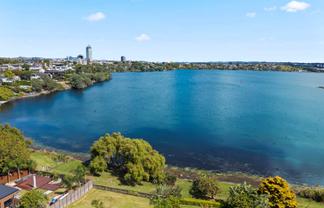 9 Eric Price Avenue, Takapuna