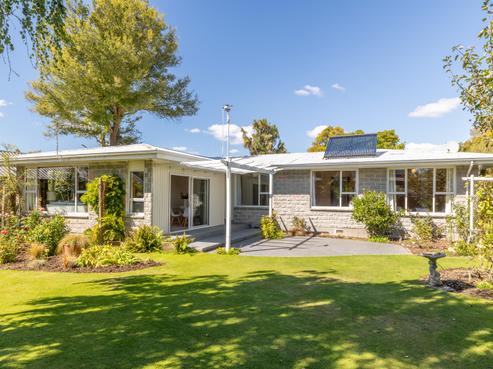 103 Mays Road, Saint Albans