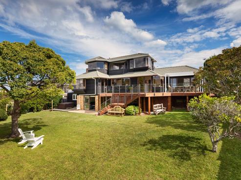 303 Riddell Road, Glendowie