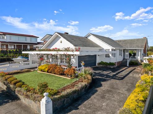 45 Whytehead Crescent, Saint Heliers