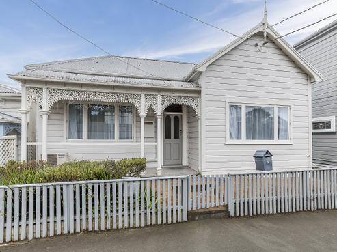 32 Hall Street, Newtown