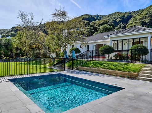 68 Cheviot Road, Lowry Bay