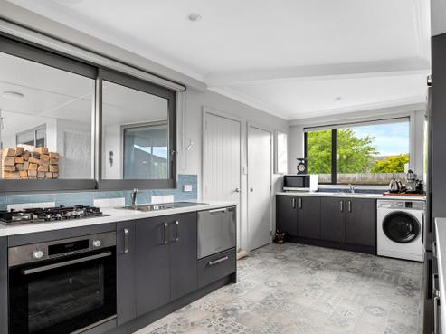 19 Royal Terrace, Alexandra