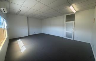 Level 1 Office – The Spot to Be!