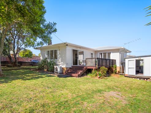 12 Montgomery Avenue, Pukekohe