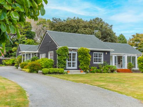 47 Karu Crescent, Waikanae