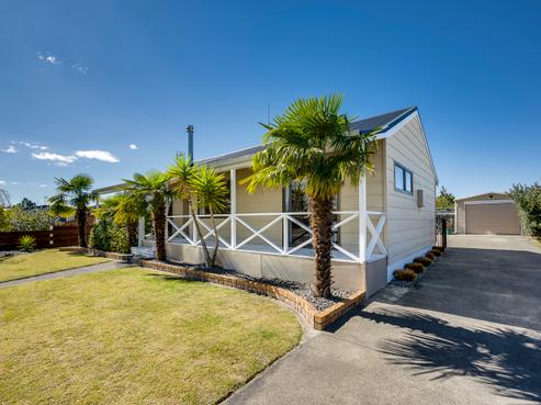 21 Tait Drive, Greenmeadows