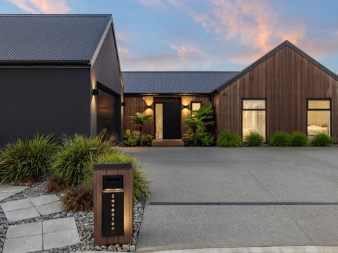 17 Nederland Avenue, Burwood