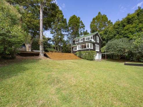 353 Titirangi Road, Titirangi