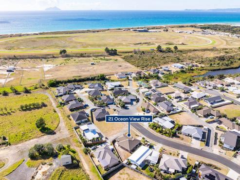 21 Ocean View Rise, Ruakaka
