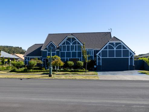 38 Kensington Drive, Taradale