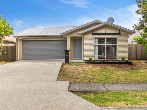 110 Popokatea Drive, Takanini