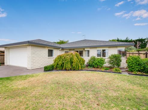 78 Guildford Drive, Paraparaumu