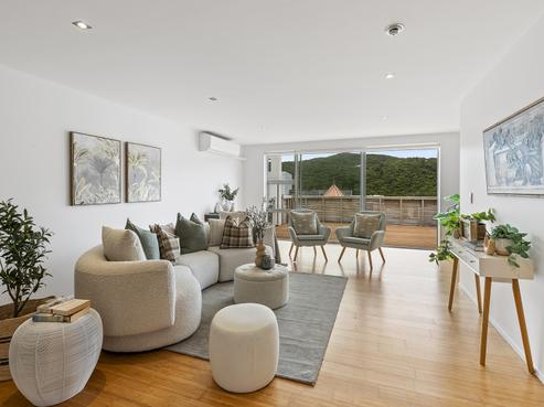 17 Saddleback Grove, Karori