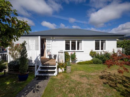 6 Rimu Street, Toi Toi