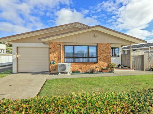 4/200 Karaitiana Street, Frimley