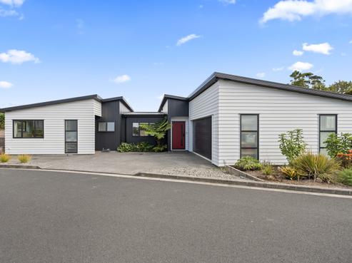 2 Odlin Lane, Red Beach