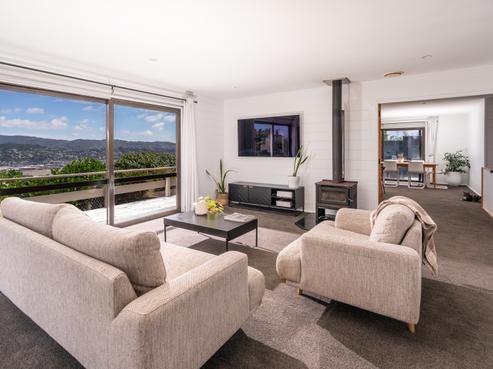 82 Beacon Hill Road, Strathmore Park