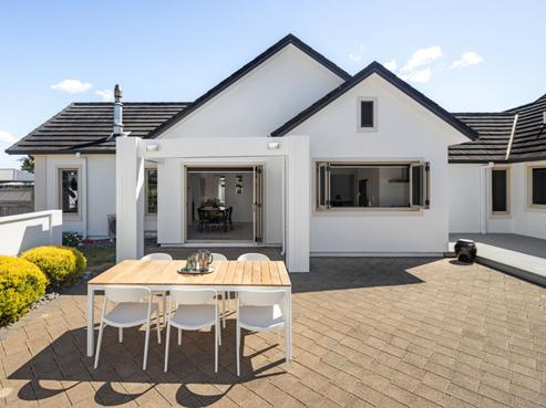 2 Coleraine Drive, Rototuna
