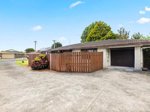 1/1 Albert Street, Papakura