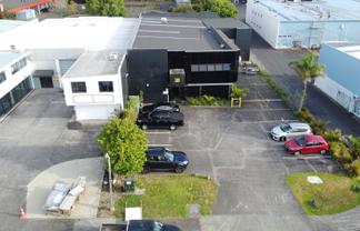 HIGH-PROFILE STANDALONE INDUSTRIAL PROPERTY

