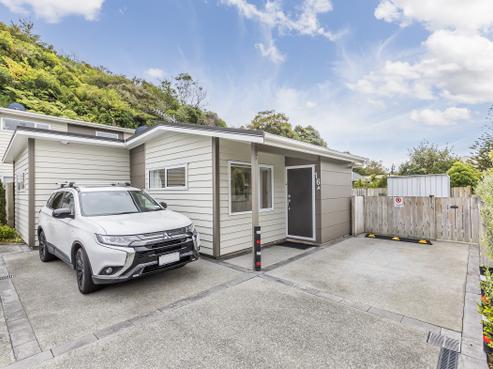 16A Lincoln Avenue, Tawa