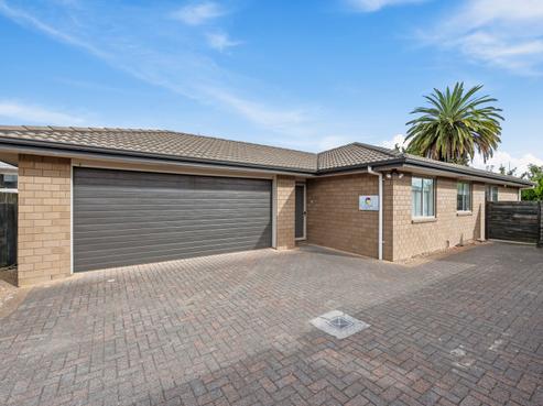 33A Carnot Street, Glenholme