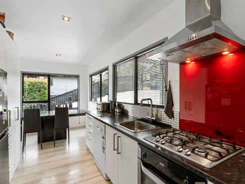 126 Spinella Drive, Bayview