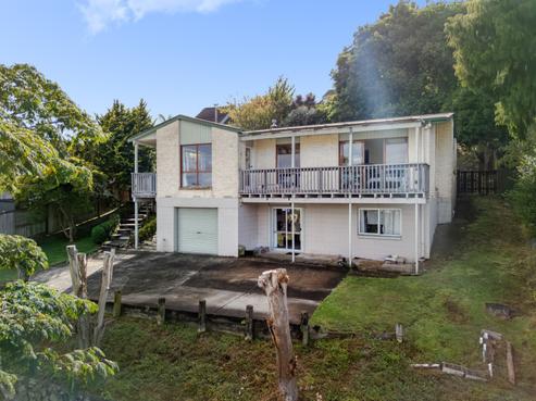 15 Carlton Street, Bellevue