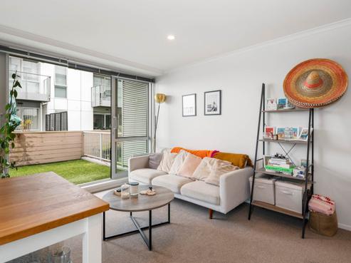 2/21N Virginia Avenue East, Eden Terrace