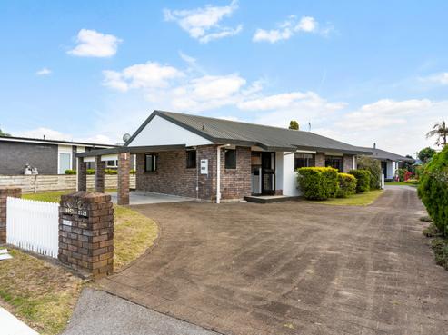 212A Leander Road, Whangamata
