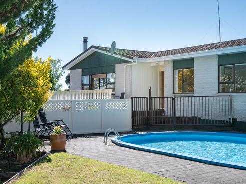 8 Padfield Place, Havelock North