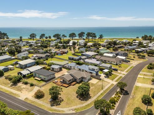 602 Matarangi Drive, Matarangi