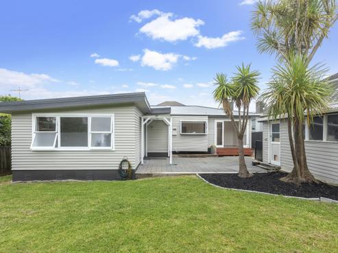 18 O'Halloran Road, Howick