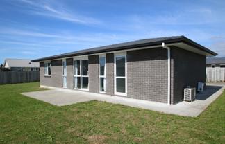 92 Hinemoa Street, Levin