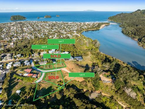 409 The Drive, Whangamata